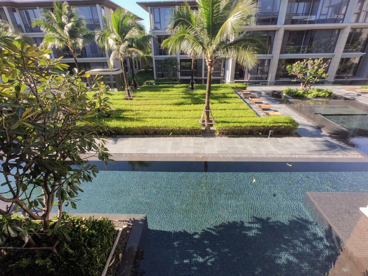 Baan Mai Khao Condo Exterior photo